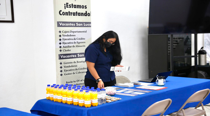 Se ofrecieron más de 300 vacantes en la I Feria del Empleo de la Canaco