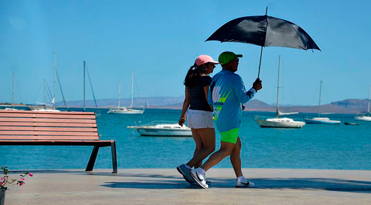 No da tregua el calor y continuarán las altas temperaturas el fin de