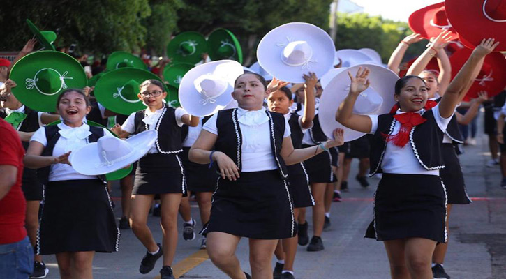 Abierta la convocatoria a participar en el desfile cívico deportivo de