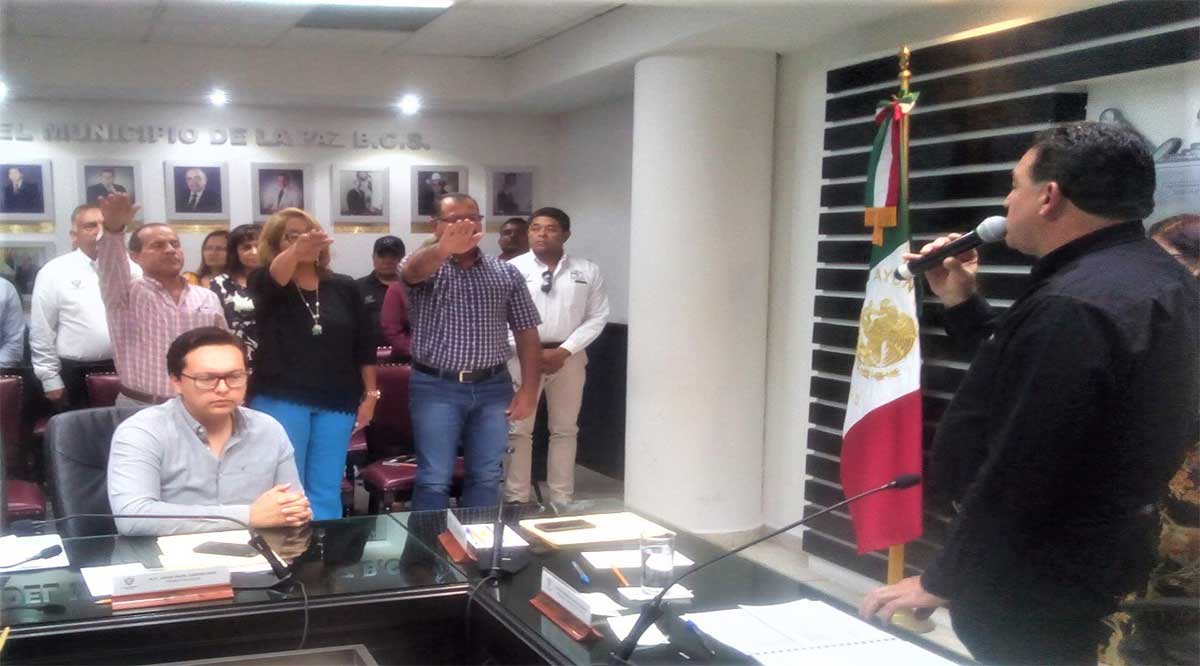 Dan nombramientos a nuevos funcionarios del Ayuntamiento de La Paz