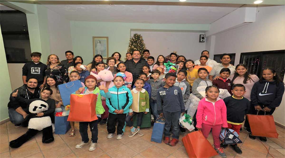 Compartió familia del Gobernador la rosca de Reyes en la Ciudad de los Niños y Niñas