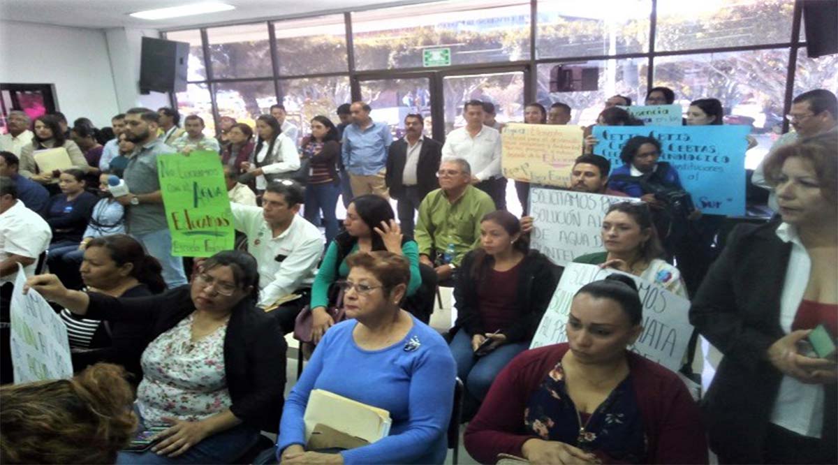 Planteles de educación media se quejan por altos cobros de agua potable en La Paz, Los Cabos y Comondú