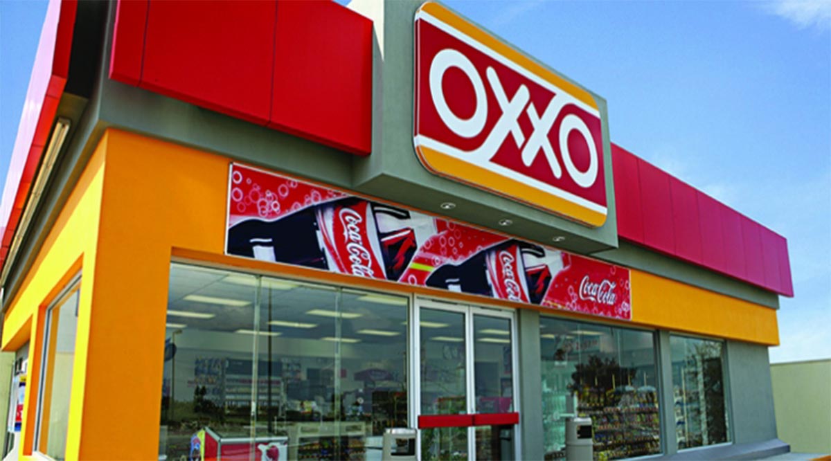 Asaltan Oxxo y a transeúnte; roban en escuela en La Paz