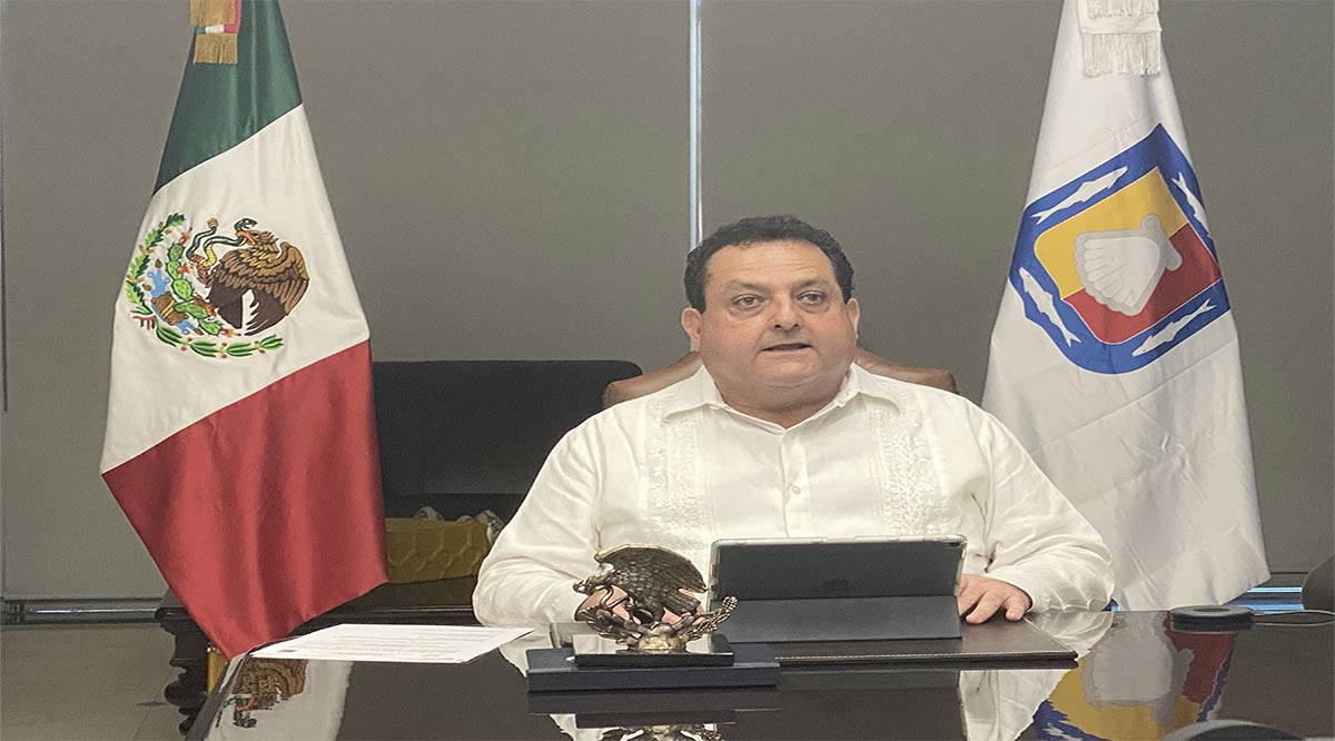 Entregó Carlos Mendoza la Presidencia de la Conago