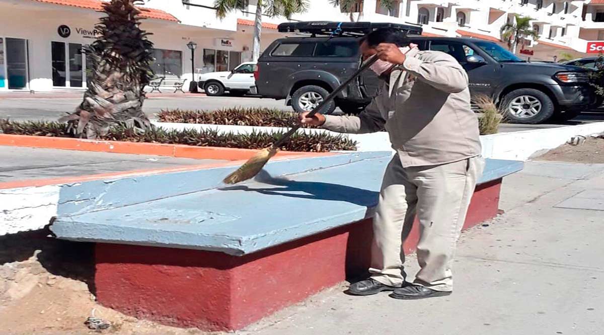 Rehabilitan paradas de autobuses en Los Cabos