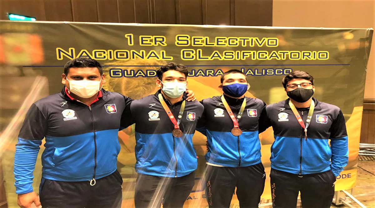 Conquistaron 3 medallas de bronce los luchadores de BCS