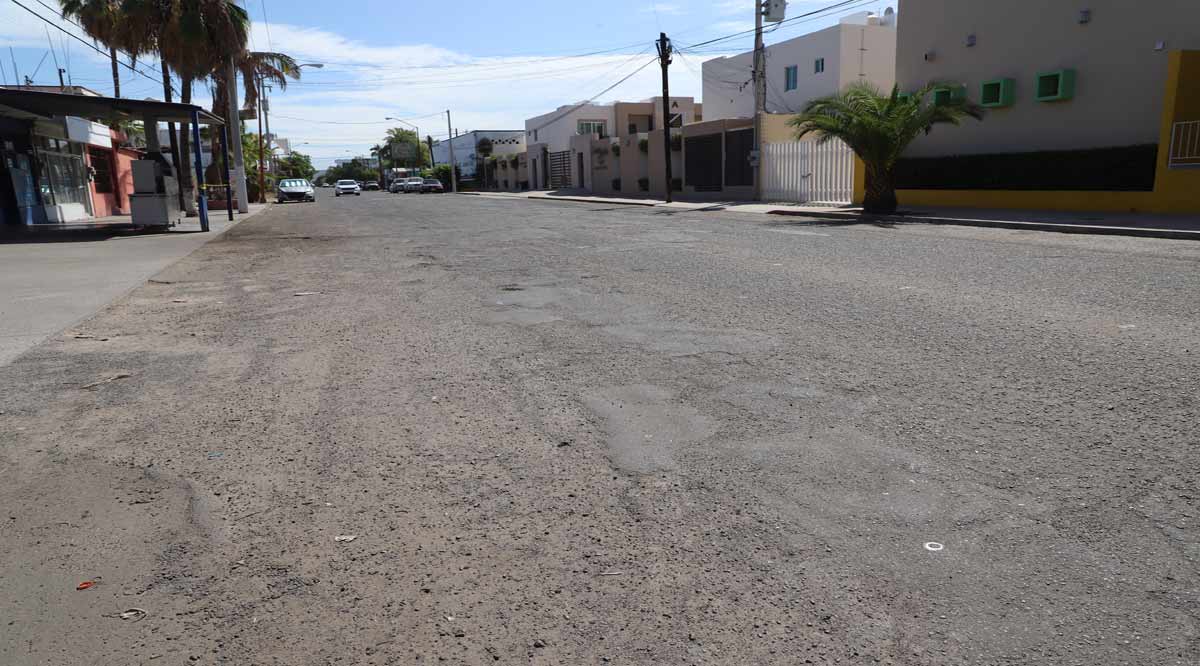 Pavimentarán con concreto hidráulico tramos de las calles Serdán y Ramírez en La Paz