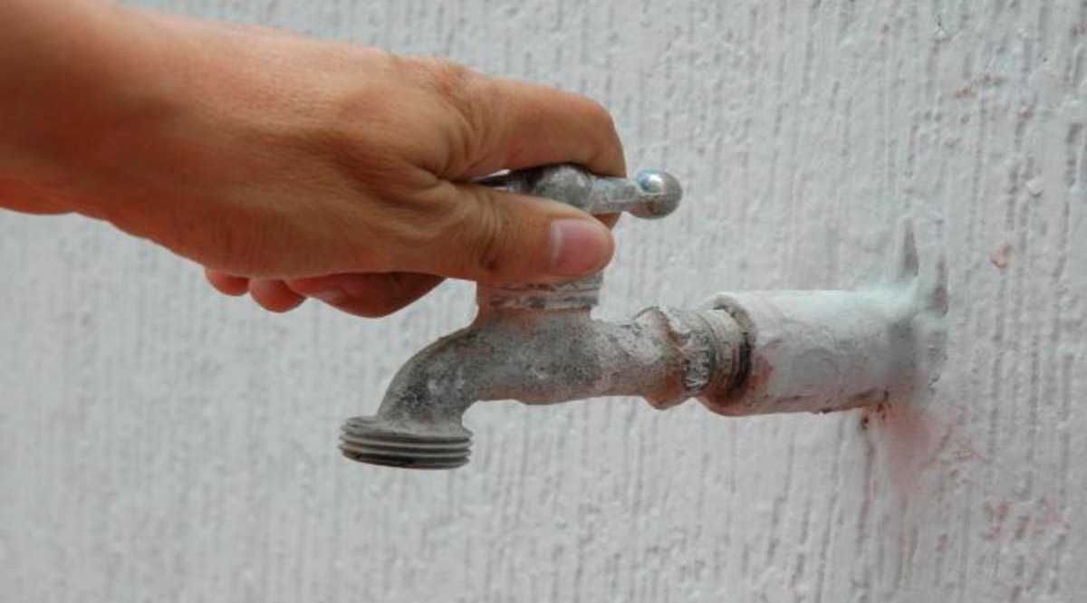 Calor empieza a causar estragos en el suministro de agua potable en La Paz
