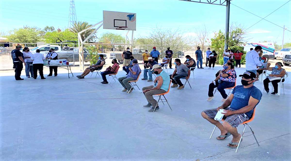 Acercan vacunas contra el Covid-19 a zona rural de La Paz vía Caravanas de la Salud