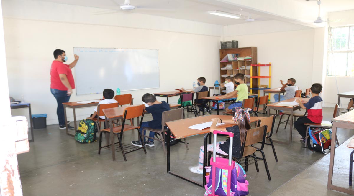 Regresaron 6 mil alumnos a clases presenciales en 190 escuelas de BCS