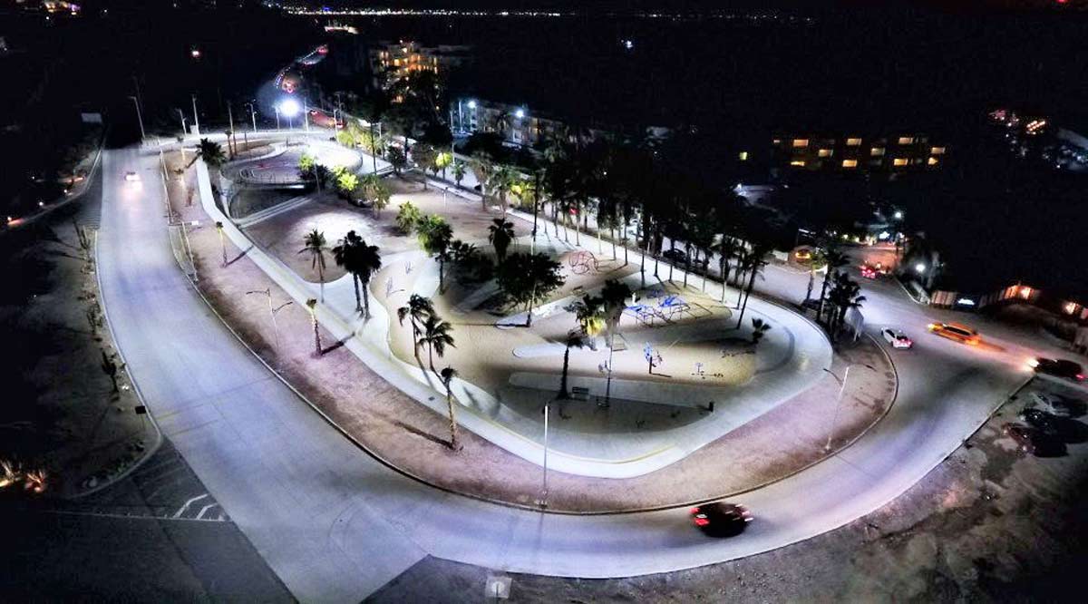 Entregan cuarta y última etapa de la remodelación del malecón de La Paz