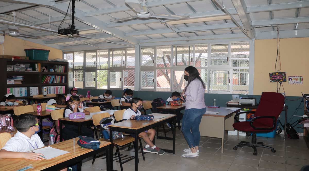 Supera los 30 mil estudiantes de nivel básico que han regresado a clases presenciales en BCS