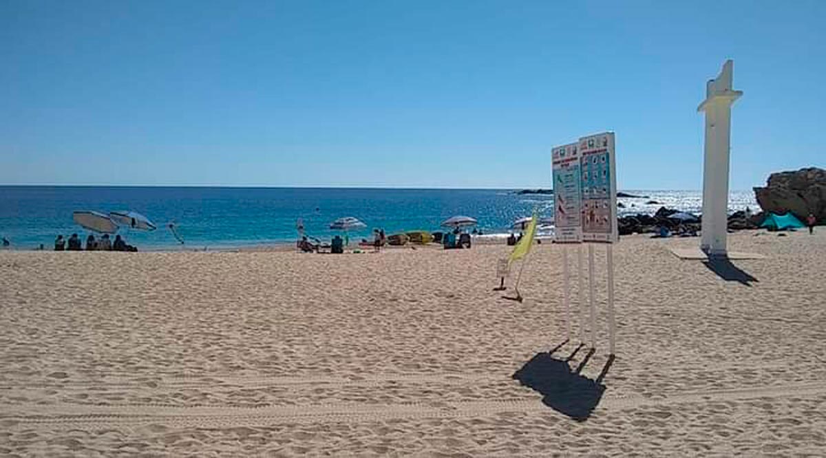 Exhortan a respetar la señalización de banderas en las playas de Los Cabos por el fuerte oleaje