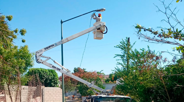 Lluvias dañaron cableado del nuevo alumbrado público de La Paz