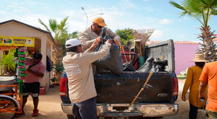 Más de 40 toneladas de basura se retiraron de los panteones de Los Cabos tras celebración de Día de Muertos