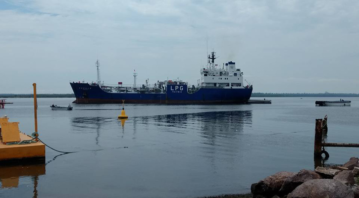 Llegaría barco con gas este miércoles por la noche a Pichilingue