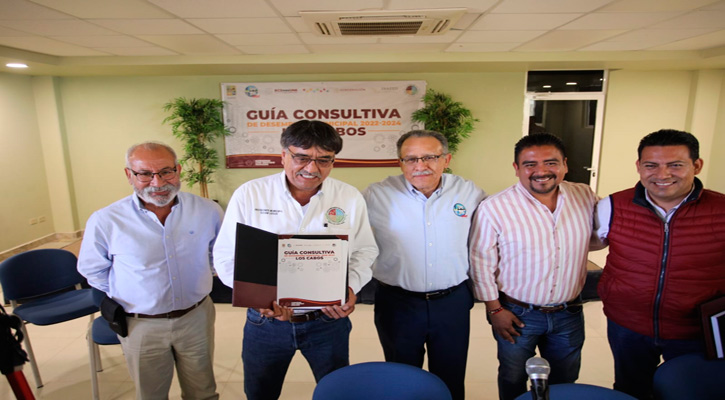 Recibió el Gobierno de Los Cabos la Guía Consultiva del Desempeño Municipal 2022-2024 por parte de la UABCS