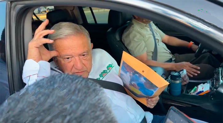 Quejas ciudadanas diversas encontró López Obrador a su llegada a La Paz