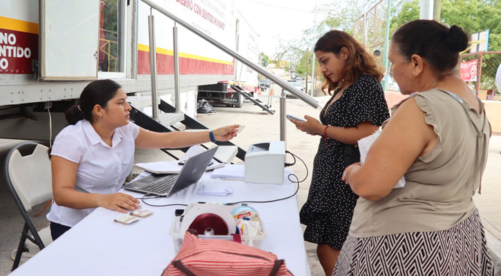 Atienden Brigadas Médicas de Salud en Lomas Altas en CSL