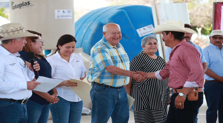 Entregó el Gobernador apoyo a más de 280 familias de Santa María de Toris