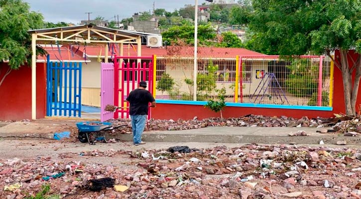 Solo 4 escuelas continúan sin clases a causa de “Norma” en BCS