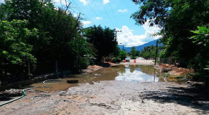 Recientes lluvias afectaron el 70% de las vialidades Miraflores