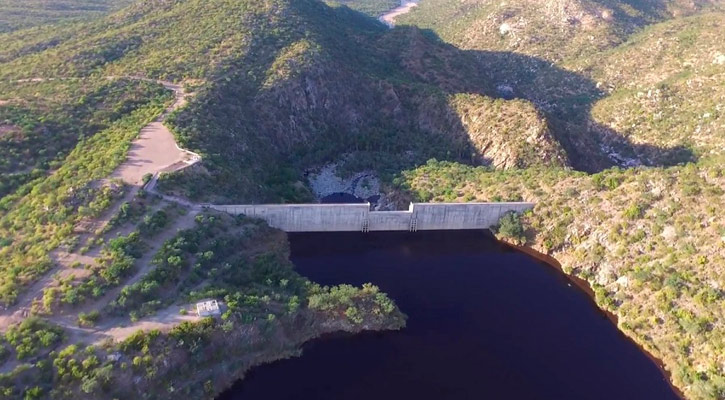 Extracción del agua en La Buena Mujer duraría tres años si no se recarga