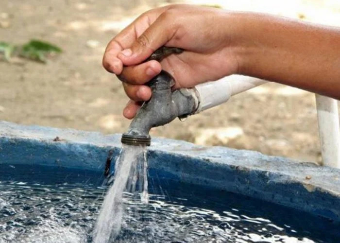 Excedido hasta en un 100% el consumo de agua por persona en La Paz