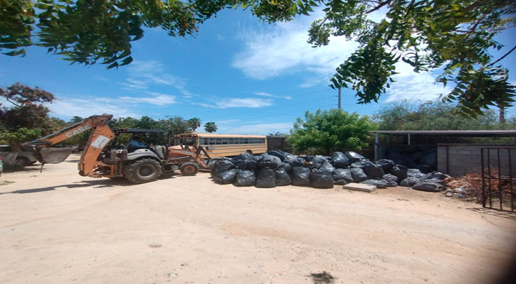 Intensifican acciones de limpieza en las escuelas de Los Cabos