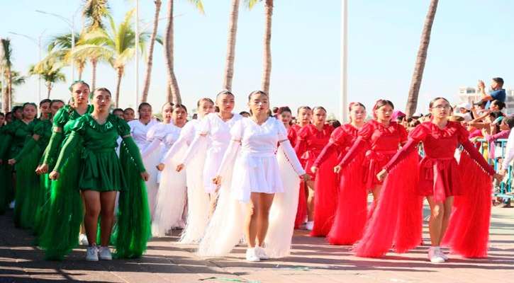 Arrancan preparativos para el desfile del 20 de noviembre en La Paz