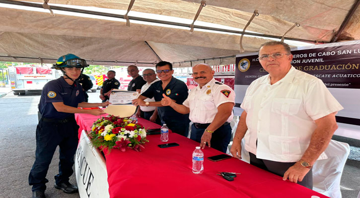 Celebran 1ª Generación del Grupo de Rescate Acuático Juvenil “Guardavidas Jr” en CSL