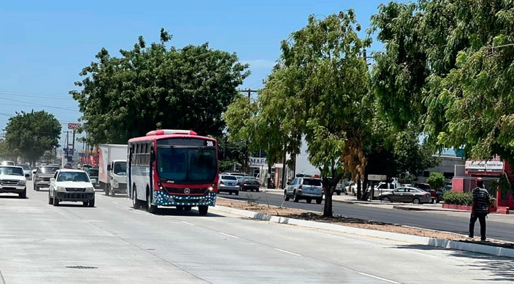 Modifican rutas del Tiburón Urbano; ciudadanos aprovechan y lo piden para sus colonias