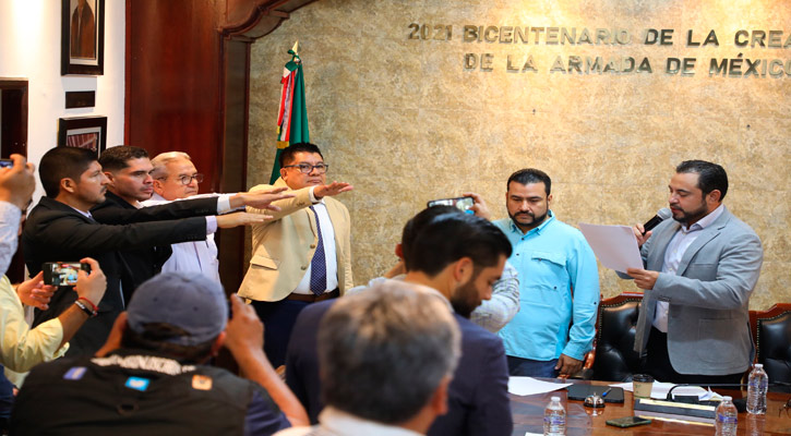 Tomó protesta Christian Agúndez a su gabinete legal del XV Ayuntamiento de Los Cabos