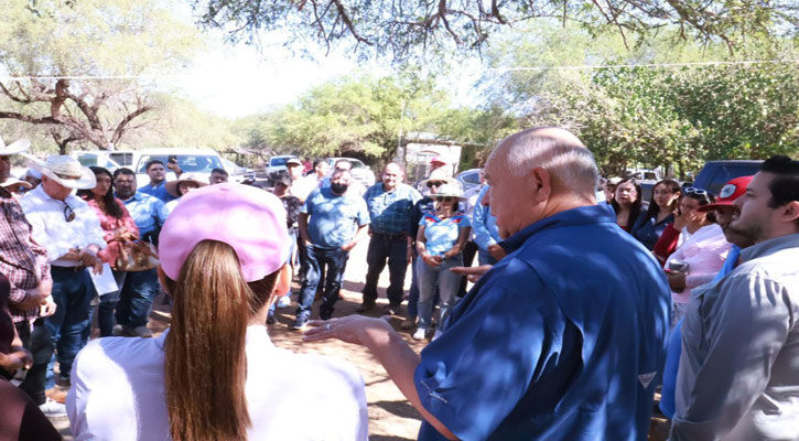 Visitó el Gobernador comunidades de El Rosario y Valle Perdido, en La Paz