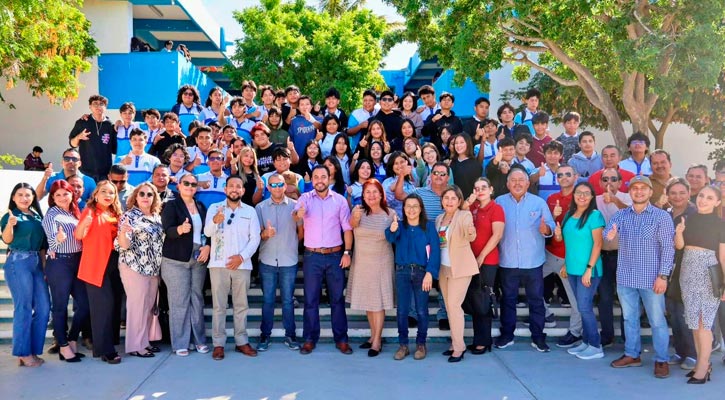 Refrendó Alcalde de Los Cabos compromiso en beneficio de 1,800 estudiantes del Cetmar 31 de CSL