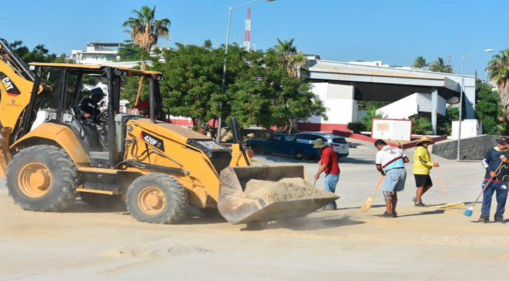 Trabajan en rehabilitación y rescate de 168 espacios deportivos en Los Cabos