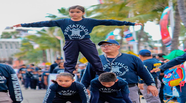 Todo listo para el desfile de la Revolución Mexicana en La Paz