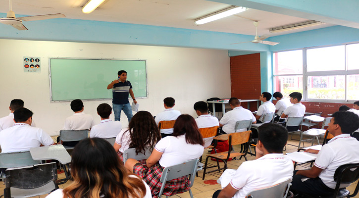 Capacita SEP a más de 2 mil docentes de preparatoria de BCS sobe la Nueva Escuela Mexicana