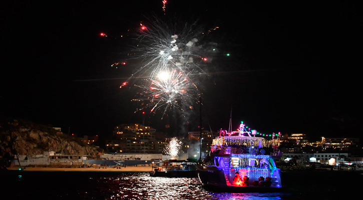 Se llevó a cabo el tradicional Festival “Mar y Christmas” en la marina de CSL