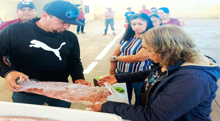 Entregaron productos de mar a familias de San Francisco de la Sierra