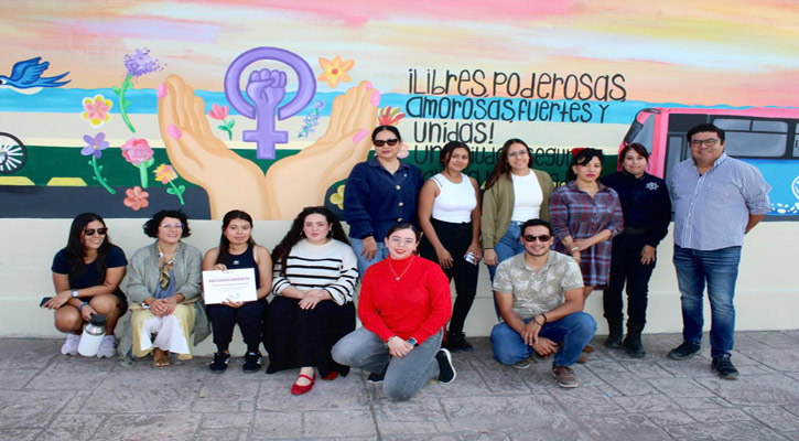 Presentan mural sobre “Movilidad con igualdad de género” en La Paz