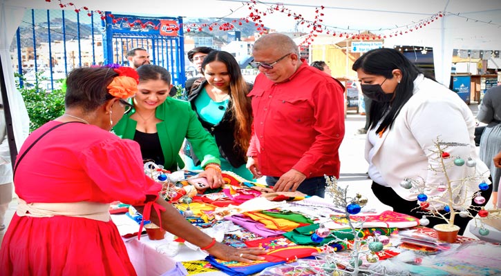 Inició la Verbena Popular en la marina de CSL