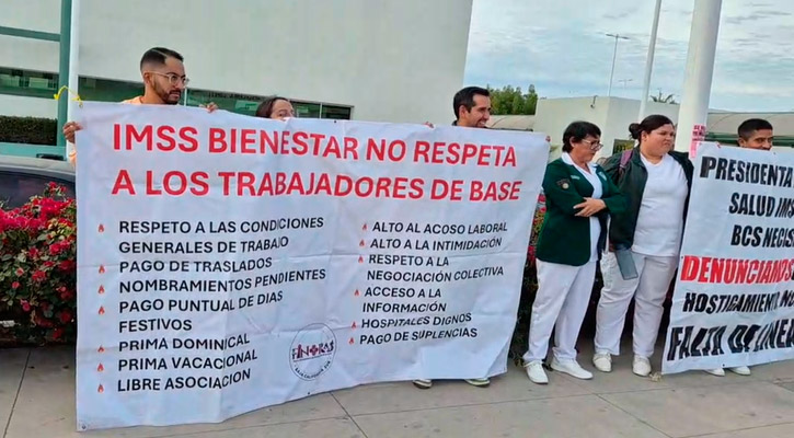 Otra vez personal de IMSS-Bienestar se manifiesta por incumplimiento de acuerdos