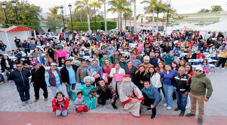 Celebraron Día de Reyes Magos en Miraflores, Santiago y La Ribera