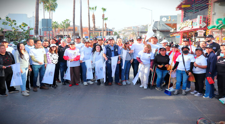 Arrancó programa “Juntos por Los Cabos” con labores de mejora urbana en zona Centro de CSL