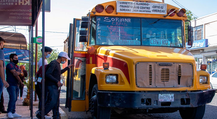 Determinarán este mes la viabilidad de municipalizar transporte urbano en La Paz