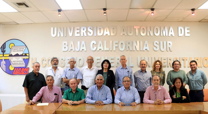 Egresados de la generación fundadora de la UABCS se sumarán a las festividades por el 50 aniversario