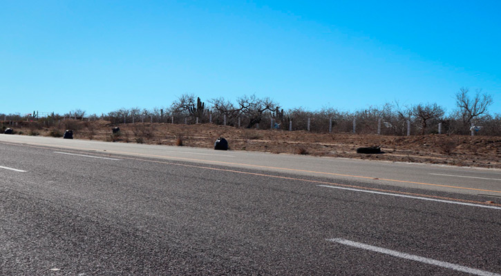 Llama Delegada de CSL a no tirar basura en carreteras; continúa campaña de limpieza